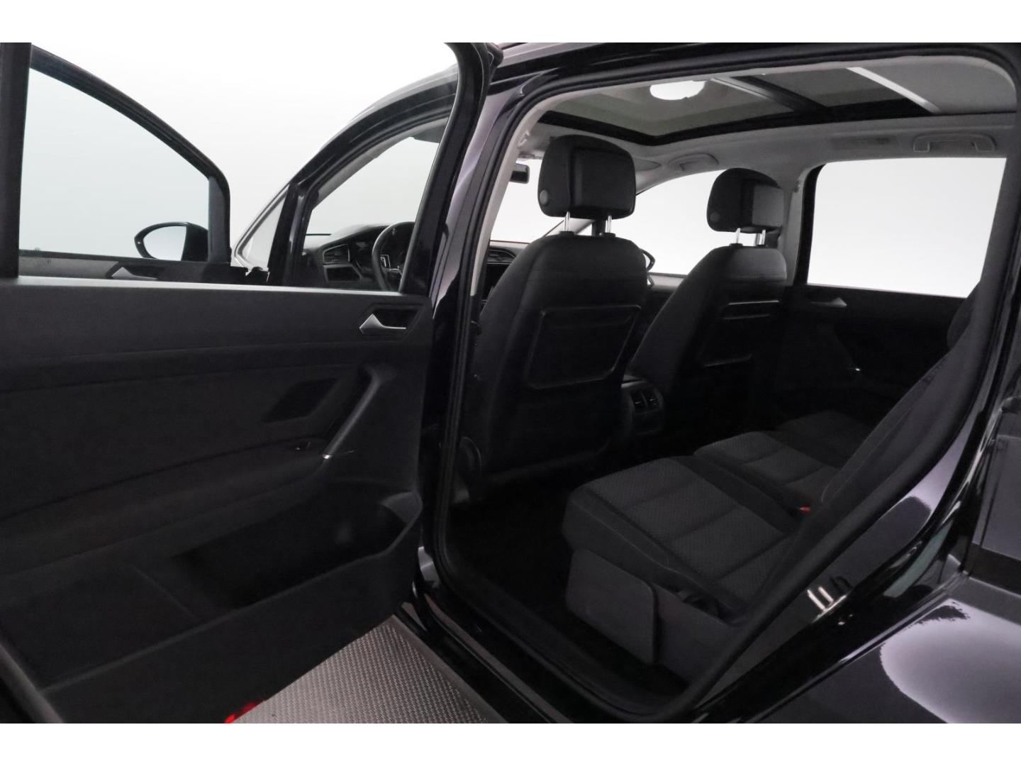 Volkswagen Touran 1.5TSI DSG Comfortline+NAVI+KAMERA+AHK, миниатюра 17