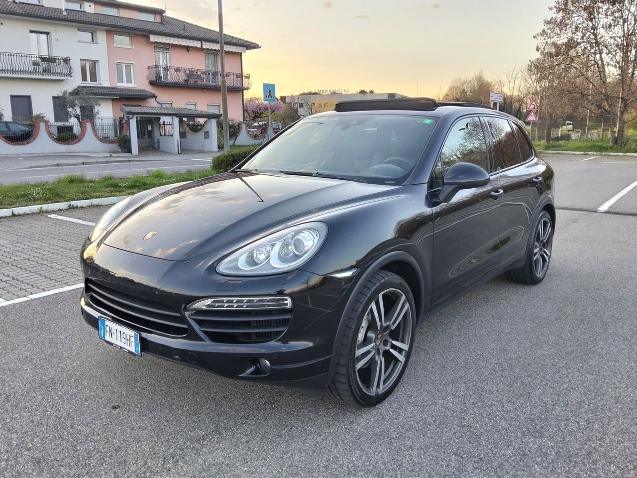 PORSCHE Cayenne