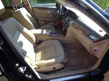 Mercedes E 350 - 12