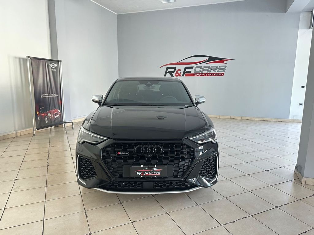Image of Audi Q3