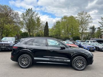 Porsche Cayenne - 5