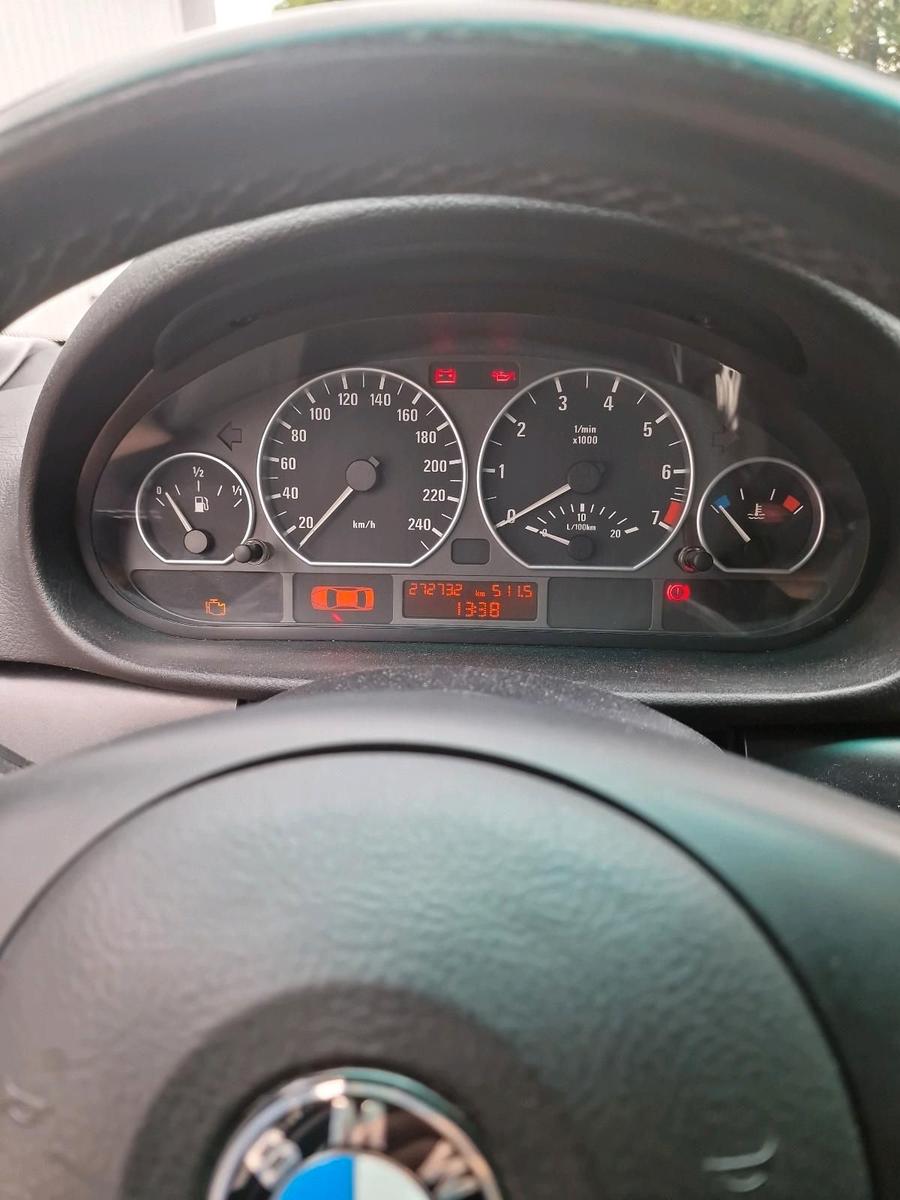 BMW 320 2004 — photo 6