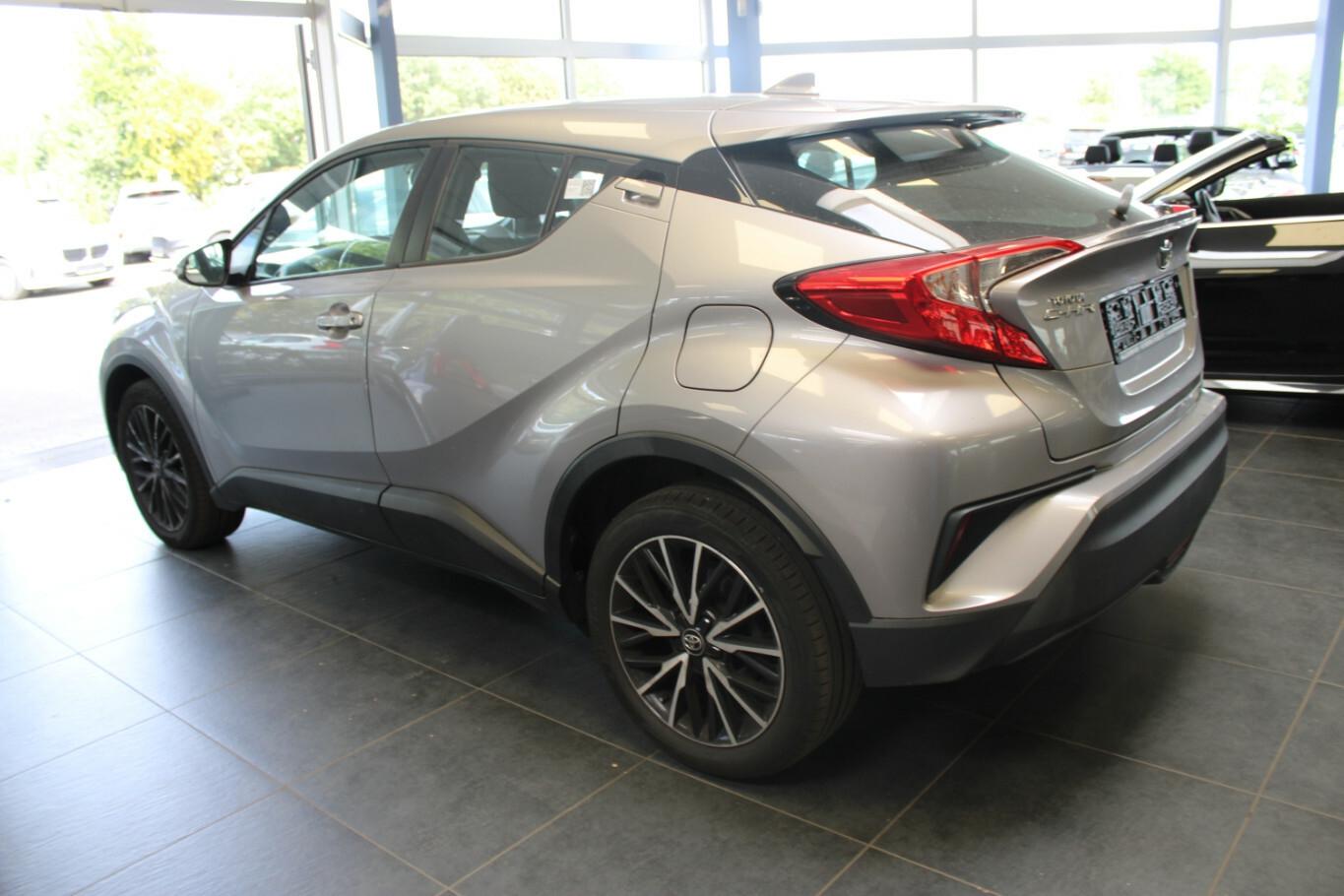 Toyota C-HR 1.2 Turbo Flow