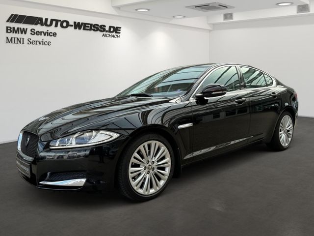 Jaguar XF 3.0 V6 D AUT LEDER+XENON+ACC+PDC+SHZ+MFL+HIFI