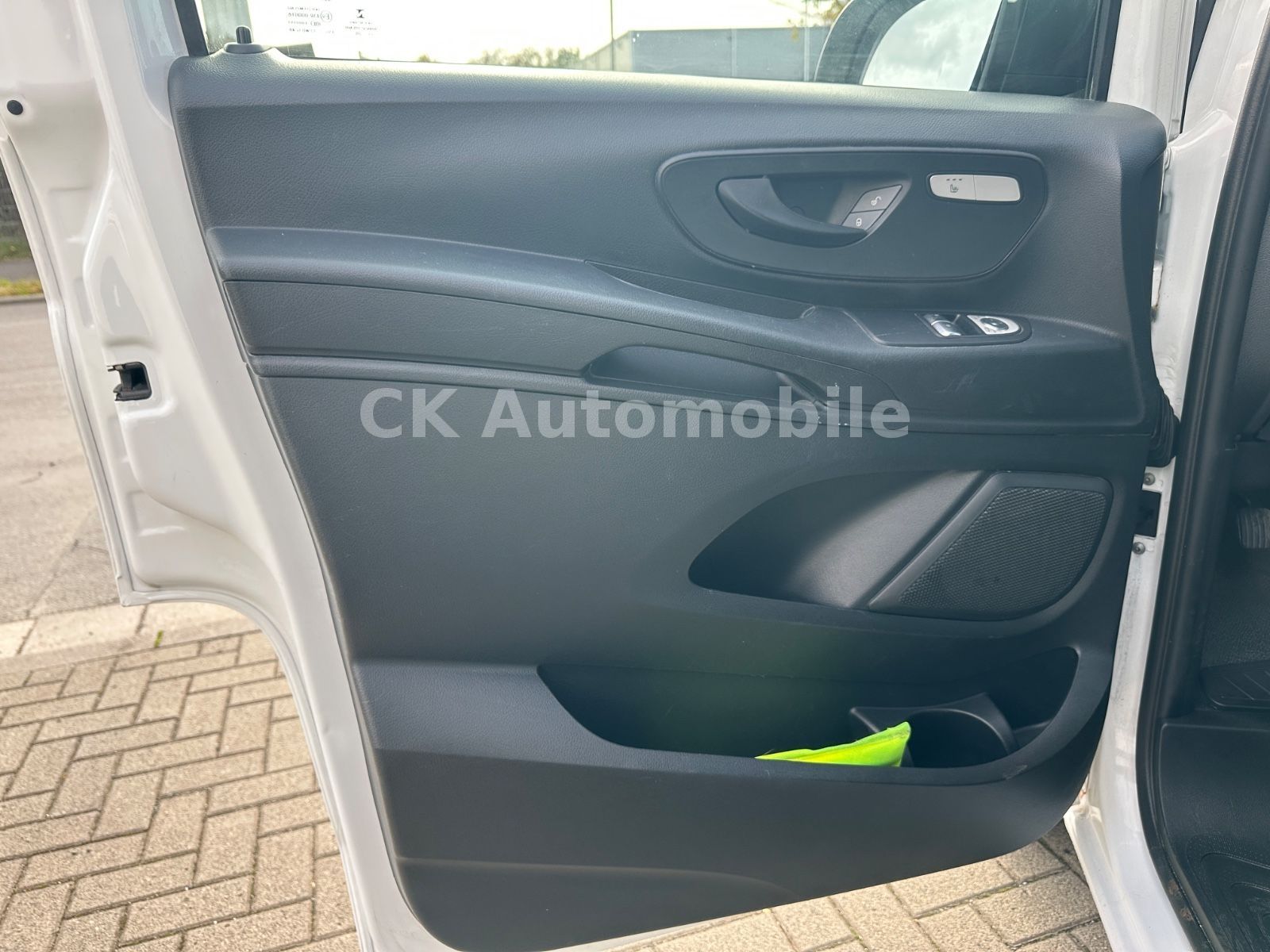 Fahrzeugabbildung Mercedes-Benz Vito Kasten 116 CDI RWD lang Autom./Klima/PDC