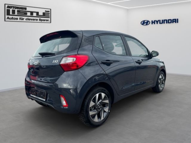 Fahrzeugabbildung Hyundai i10 FL (MJ24) 1.0 Benzin M/T Trend Komfortpaket