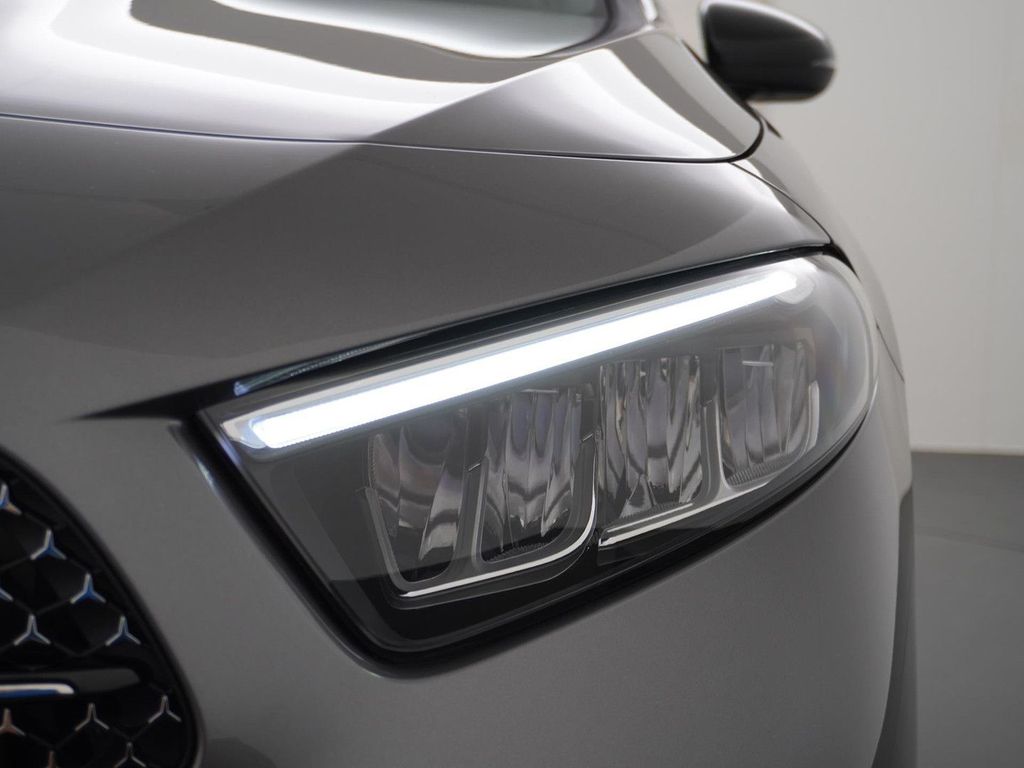 Mercedes-Benz A 250 e Star Edition AMG Line | Nightpakket | Ve