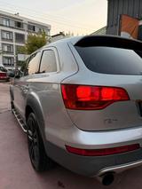 Audi Q7 4.2 Benziner 4L - Audi Q7 4L mit Benzin-Antrieb