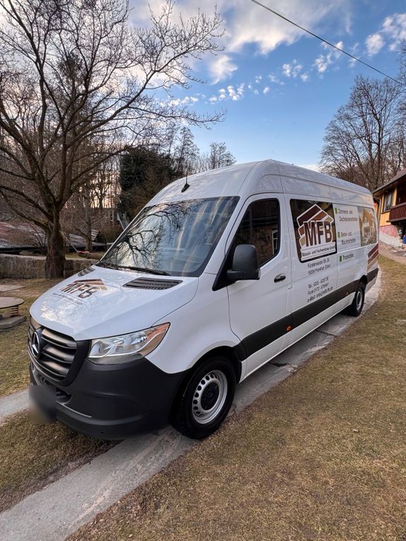 Image of Mercedes-Benz Sprinter