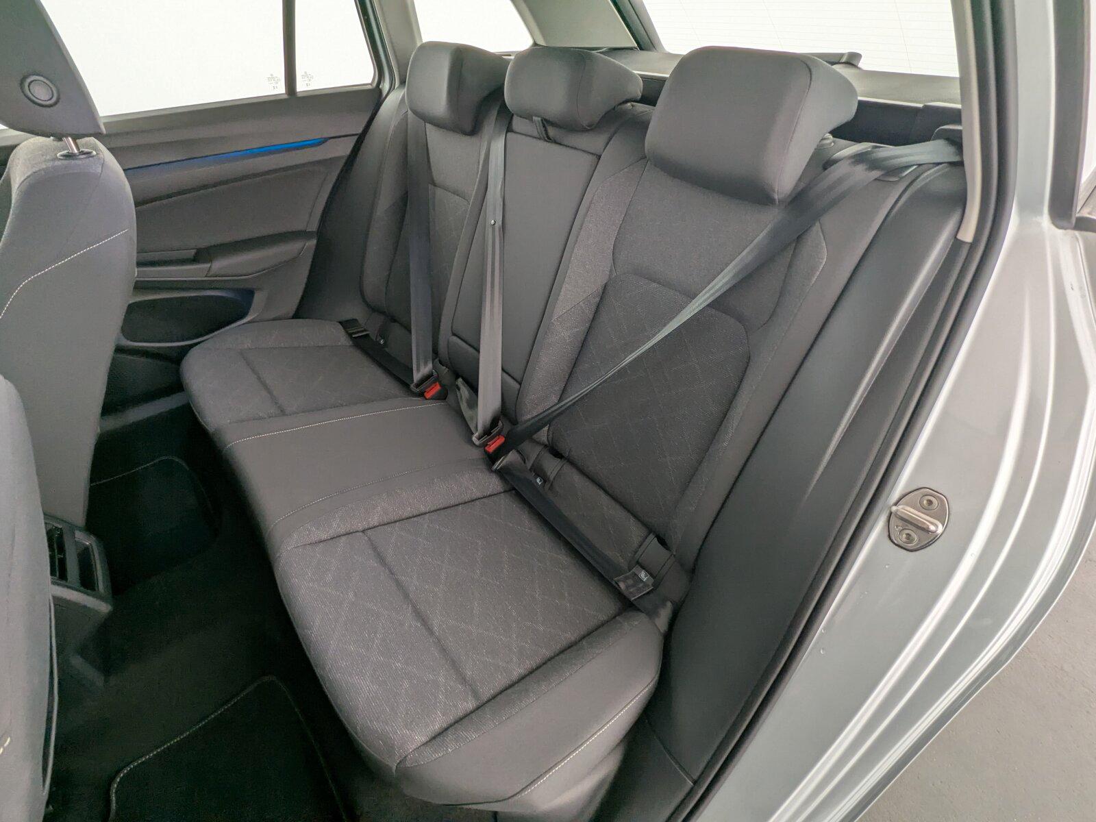Volkswagen Golf VIII 1.0 TSI Life OPF LED+NAVI+SHZ+RFK+SPUR, миниатюра 13