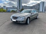 Mercedes-Benz E280/Avantgarde/Automatik/Airmatic/TopAusstattun - Mercedes-Benz E 280: Avantgarde