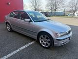 BMW 325xi 3er Limousine mit Schiebedach, S... - BMW aus 2001: 3er