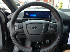 FORD Mustang Mach-E*AWD*360° Kamera*