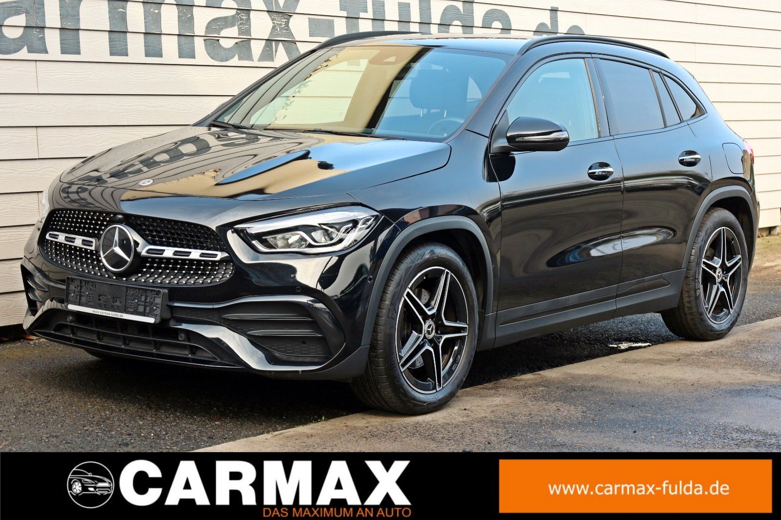 Fahrzeugabbildung Mercedes-Benz GLA 200 AMG, Automatik,Navi,Leder,LED,SHZ