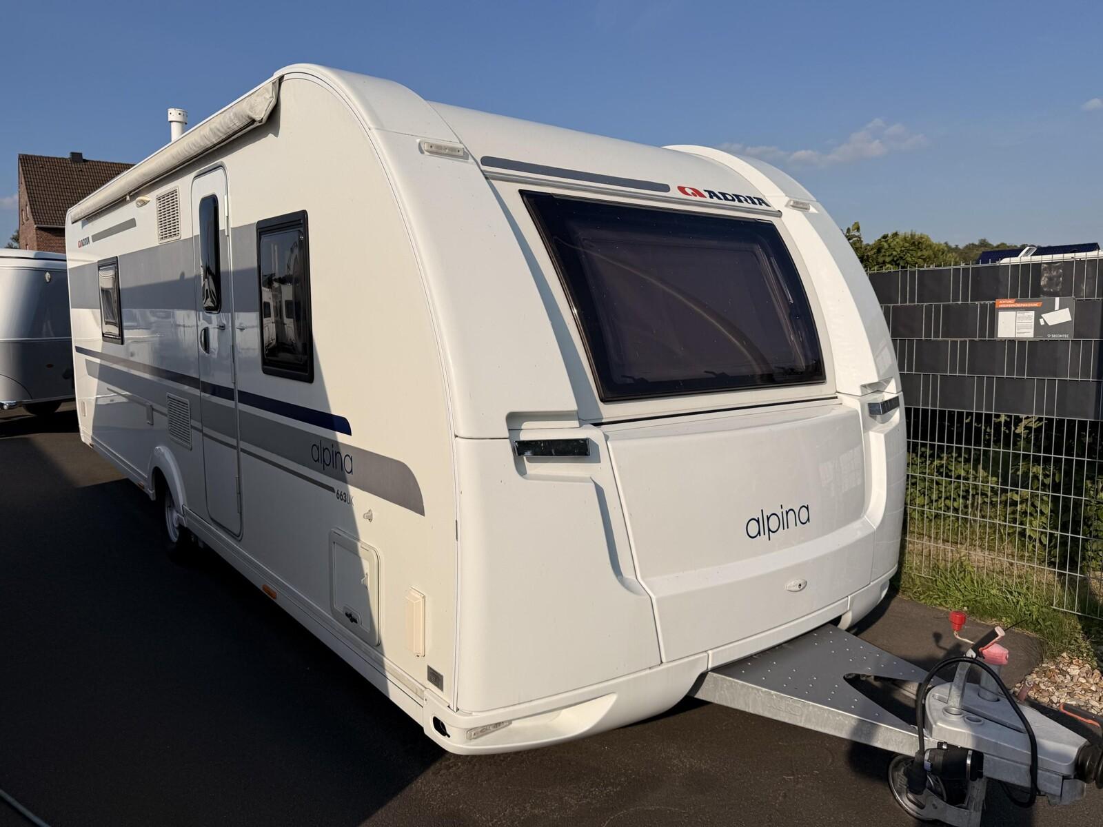 Adria Alpina 663UK 