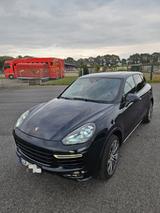 Porsche Cayenne Turbo - Porsche Cayenne mit Benzin-Antrieb: Turbo
