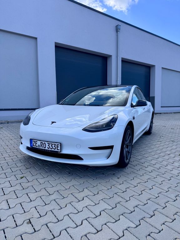 Image of Tesla Model 3