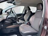 Peugeot 2008 Allure *Standheizung*PDC* - Peugeot 2008 mit Diesel-Antrieb