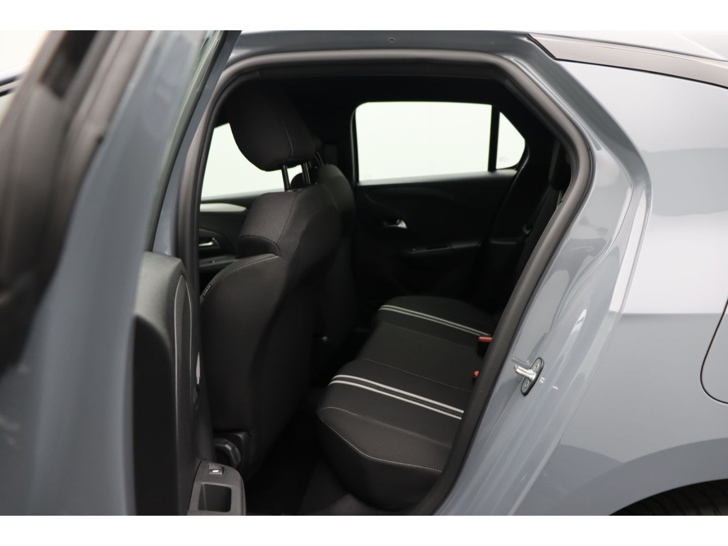 Fahrzeugabbildung Opel Corsa 1.2 F GS Winterpaket,Allwetter,Kamera,