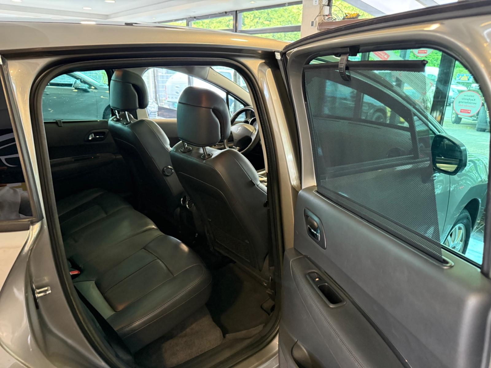 Peugeot 3008 Allure AUTOMATIK!! LEDER/PANORAMADACH/XENON