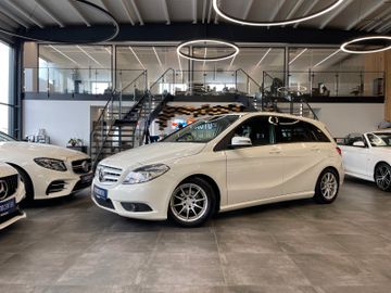 Mercedes-Benz B 180 *Kamera*Klima*Unfallfrei*