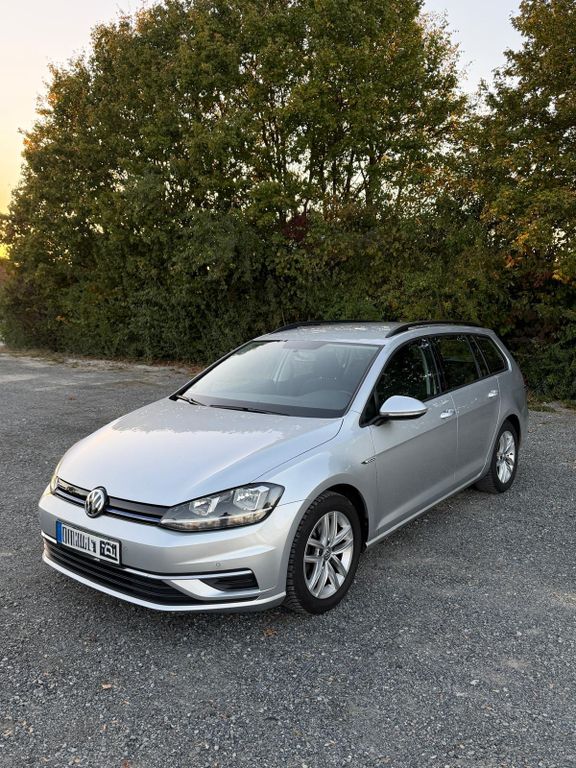 Image of Volkswagen Golf
