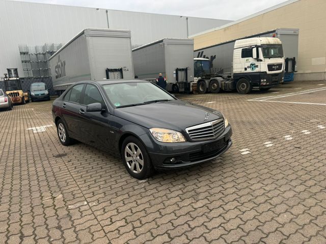 Mercedes-Benz C 180 C -Klasse Lim. C 180 CGI BlueEfficiency