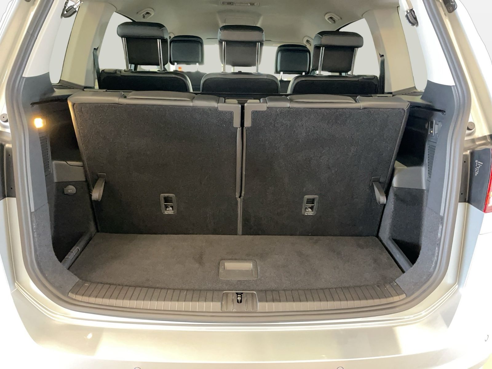 Volkswagen Touran - Bild 14