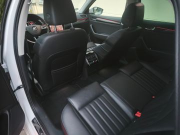 Skoda Superb - 11