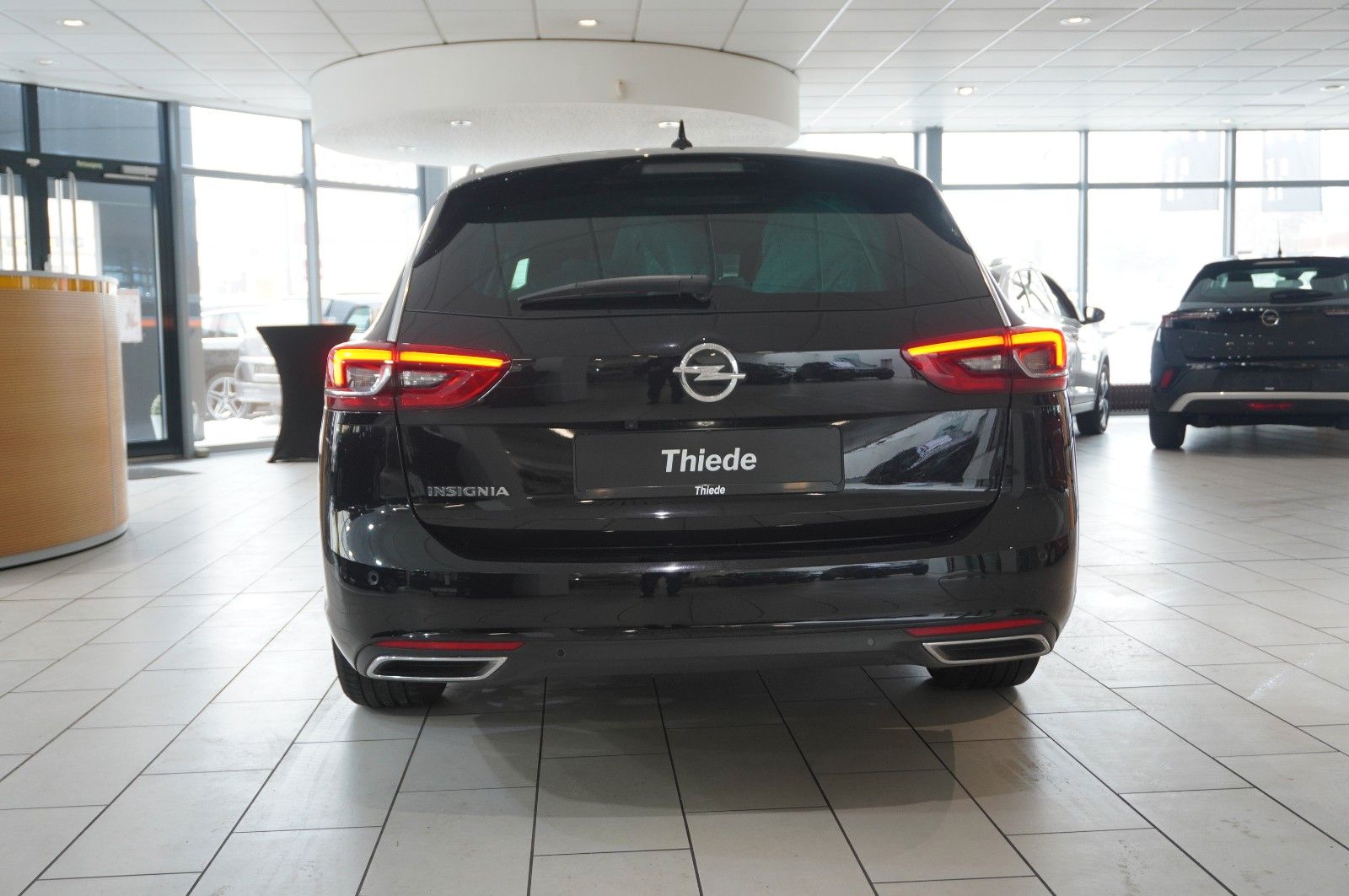 Fahrzeugabbildung Opel Insignia B ST 2.0D ELEGANCE NAVI/LED/KAMERA/DAB+