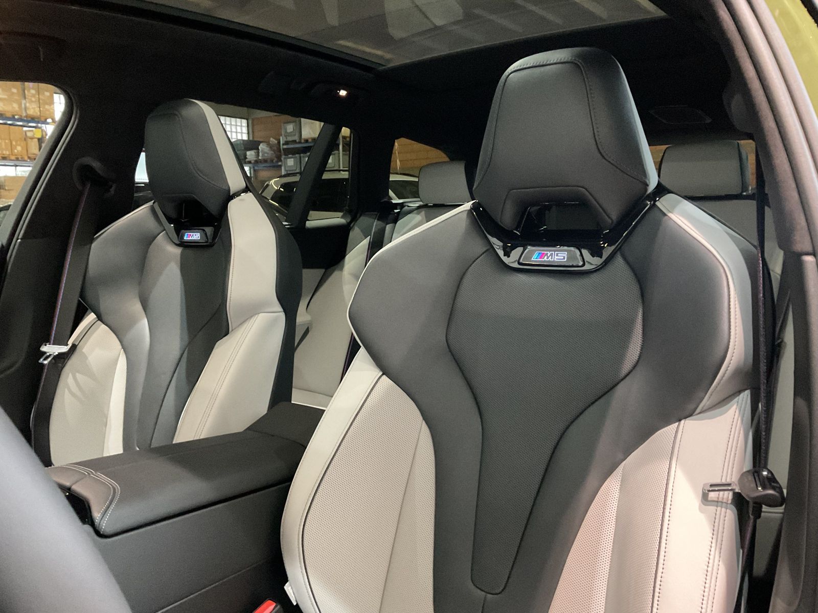 Fahrzeugeinzelansicht 12 Fahrzeugabbildung BMW M5 Touring 0,5% Versteuerung,Sonderlackierung~Pa