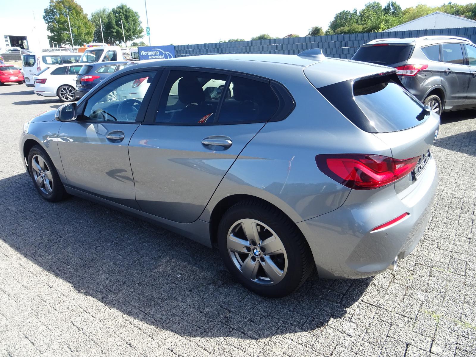 BMW 118 i Advantage LED Navi SHZ LHZ PDC