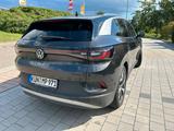 Volkswagen ID.4 1st Pro Perf. 82Kwh brutto, AHK, Wärmep. - schwarze Volkswagen ID.4