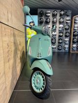 Vespa Primavera 125 ABS 80th // SONDER-MODELL - ROLLER 80
