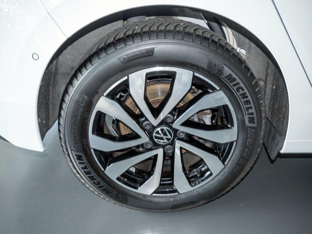 Volkswagen Golf VIII 1.5 TSI Active Navi Standhzg Kamera LE, миниатюра 6