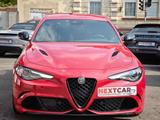Alfa Romeo Giulia 2.9 V6 Bi-Turbo|Quadrifoglio|Carbon|Xenon - Alfa Romeo Giulia quadrifoglio mit Benzin-Antrieb