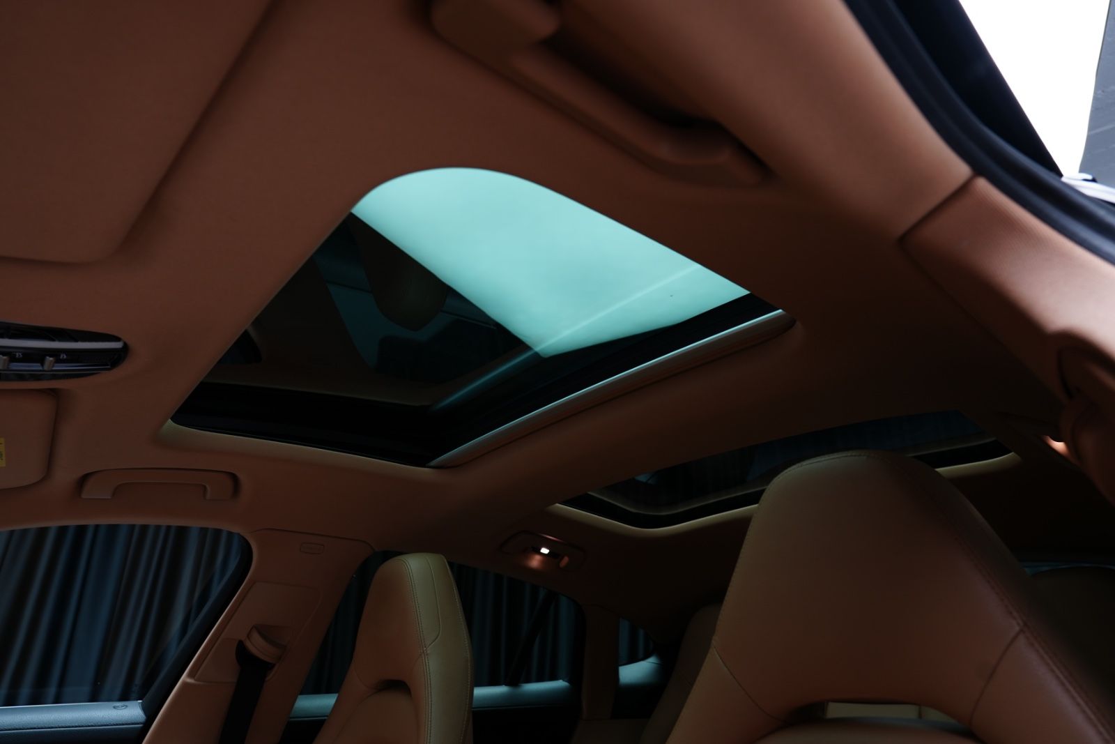 Porsche Panamera 4 E-Hybrid PDLS+*Pano*360°*SoftClose foto 19