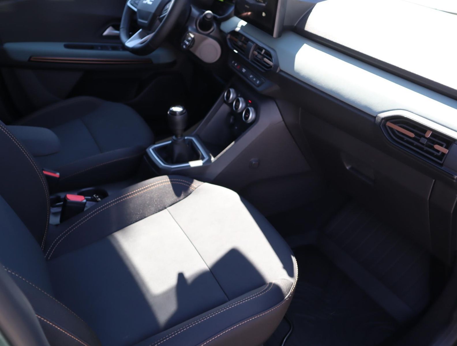 Dacia Sandero - Bild 17