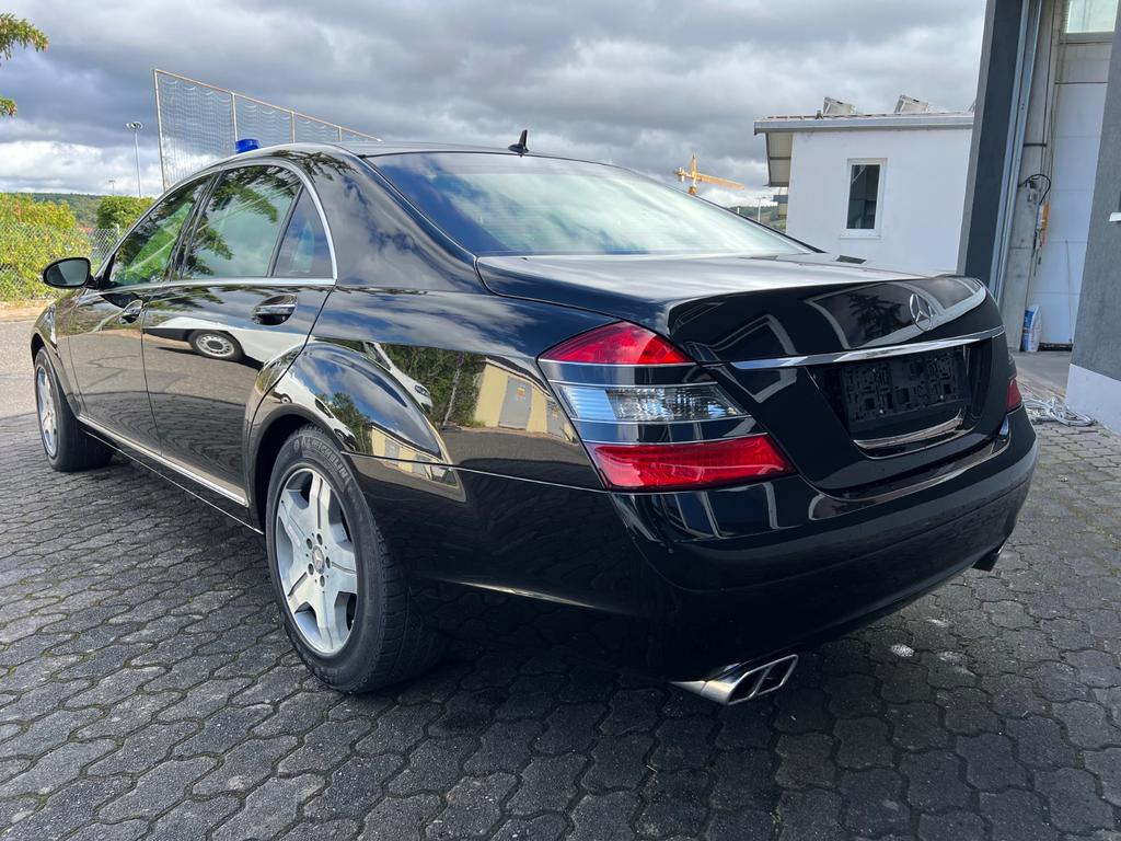 Mercedes-Benz S 600