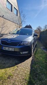 Skoda Rapid 1.4 TDI Ambition Spaceback Ambition - Skoda Rapid mit Diesel-Antrieb
