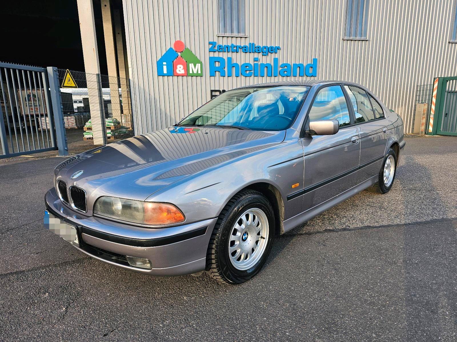 BMW 520