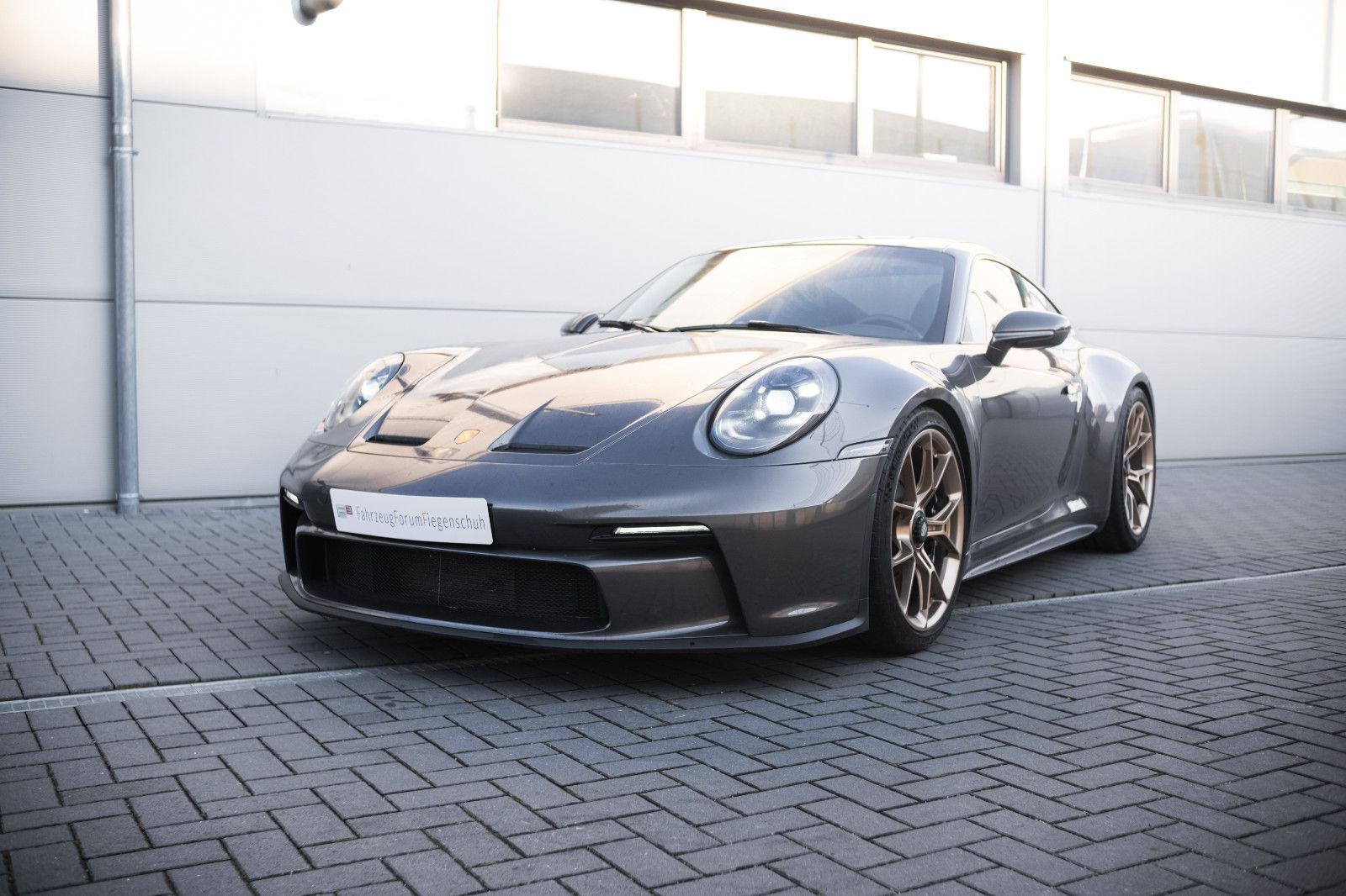 Fahrzeugabbildung Porsche 992/911 GT3 Touring-Lift-BOSE-Kamera-Vollschale