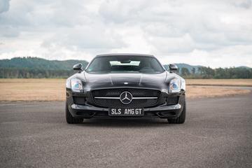 صورة 7 لـ 2014 Mercedes-BENZ SLS AMG