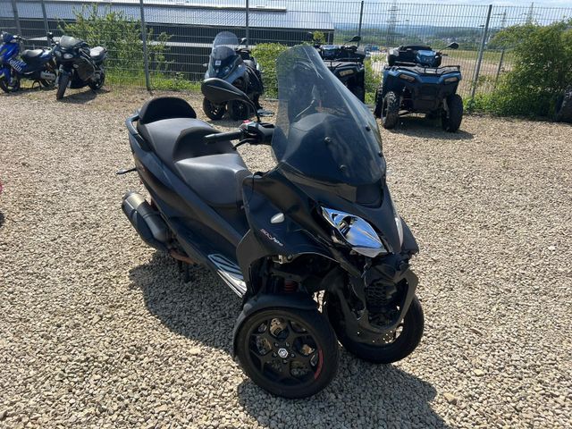 Piaggio MP3 HPE Sport