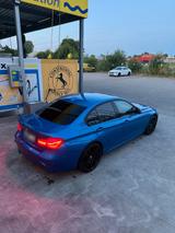 BMW 320i F30 M-Paket - BMW 320: F30