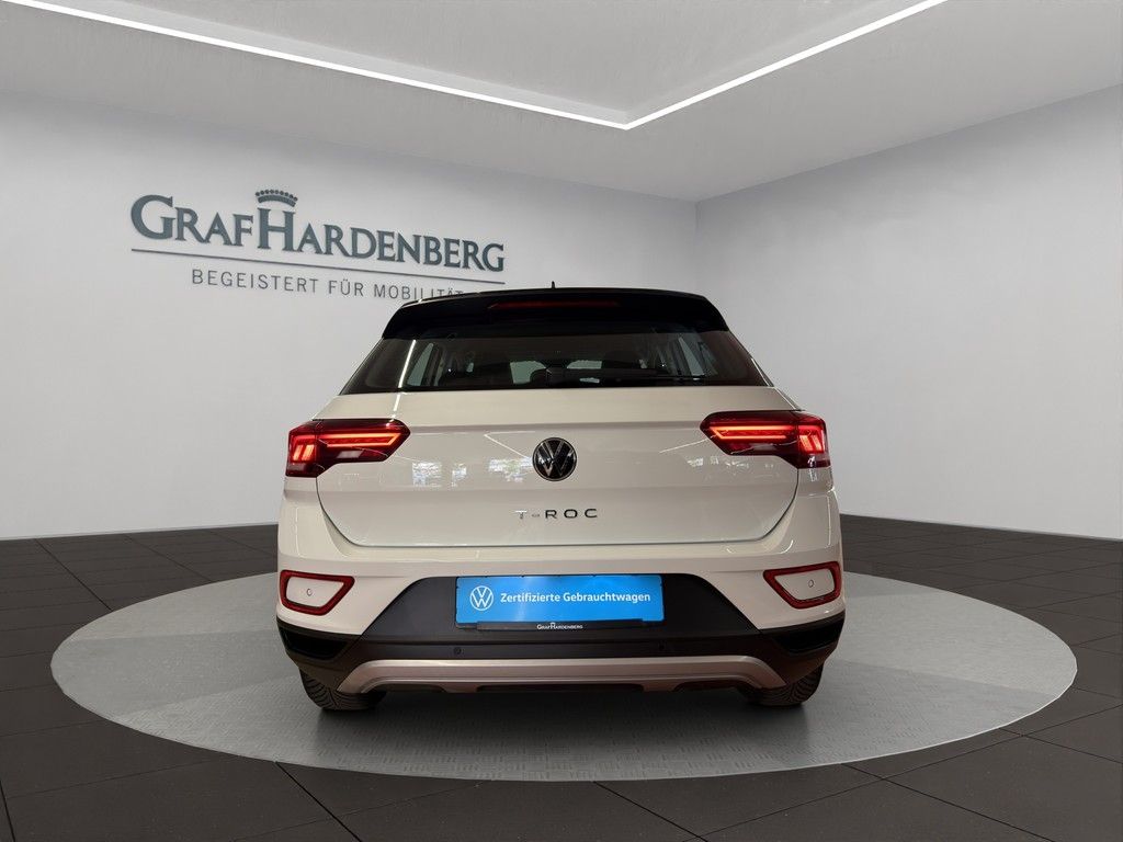 Volkswagen T-Roc 1.5 TSI Automatik Life LED PDC SzHzg foto 5