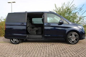 Mercedes V 220 - 8