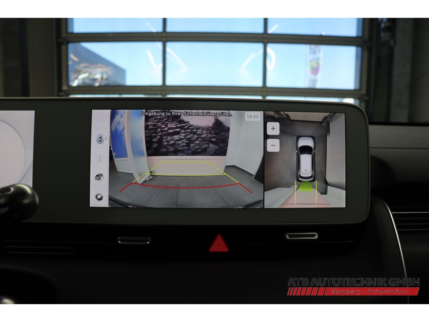 Fahrzeugabbildung Hyundai IONIQ 5 UNIQ 77,4kWh Batt. SOH98,1% 4WD HUD El.