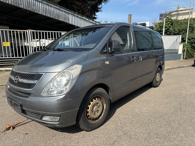 Hyundai H-1 Travel 8 Si*AHK*PDC*2xS-Türe*MOTORSCHADEN