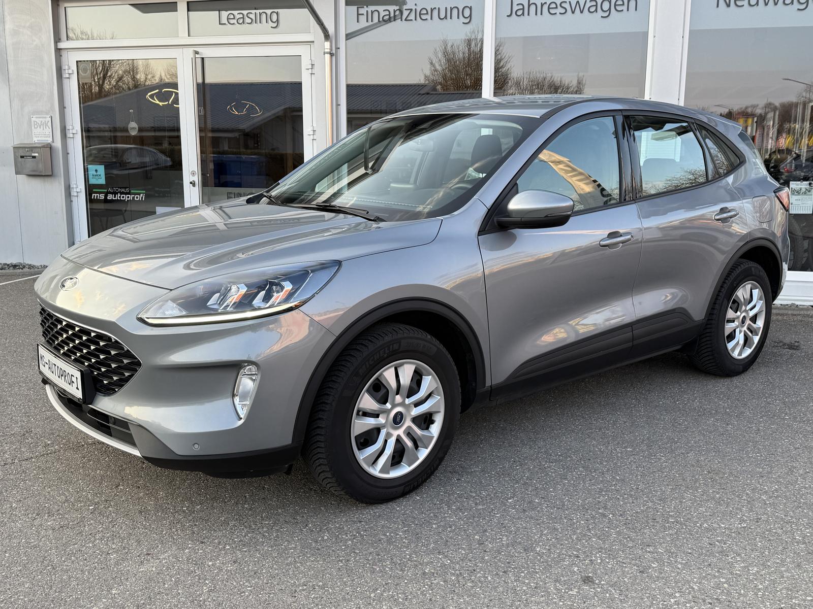 Ford Kuga 1.5 Eco Boost Cool&Connect Navi SHZ PDC GRA